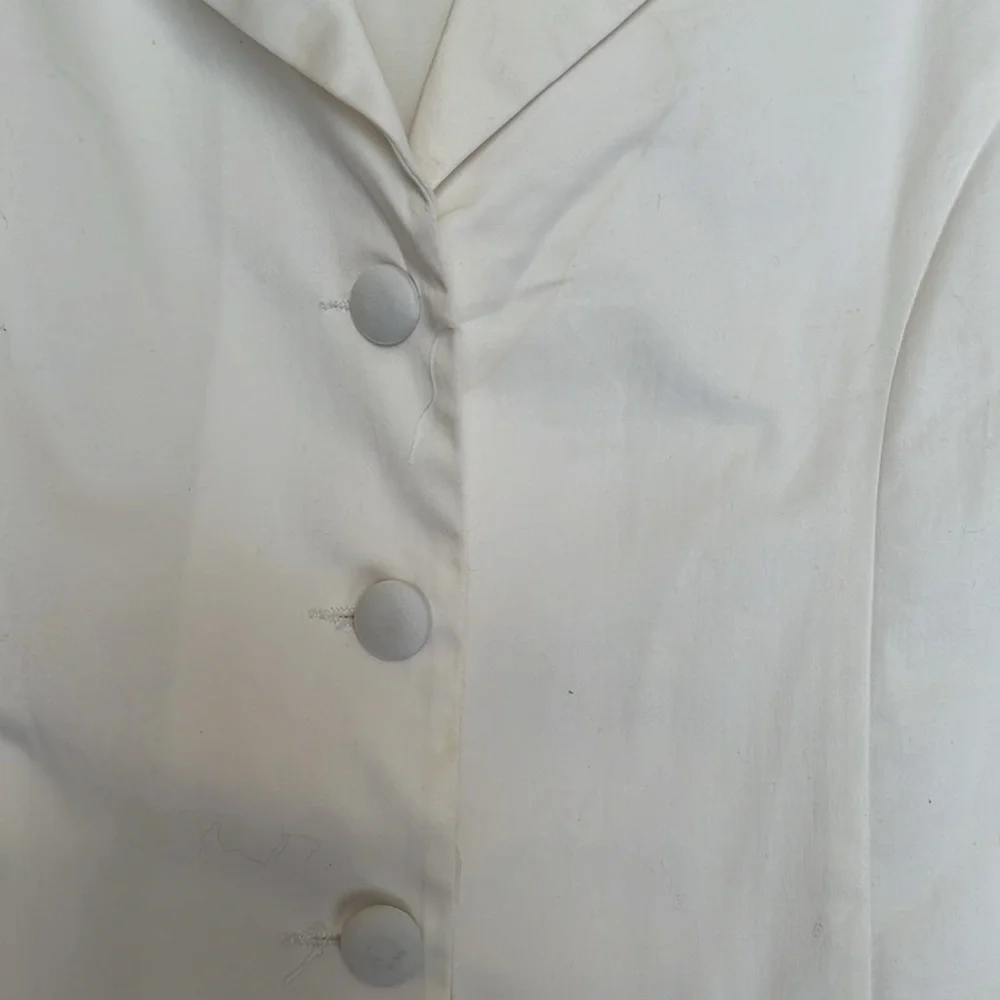 White classy jacket - Picture 2 of 8